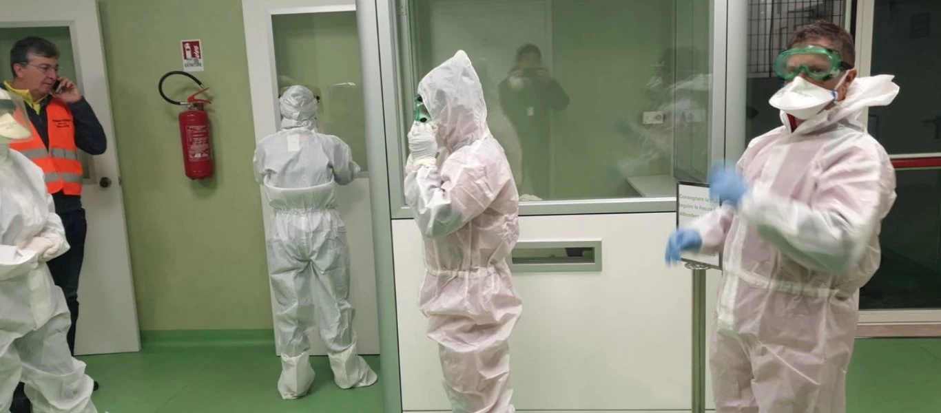 Κορωνοϊός: Στη Ρώμη αεροσκάφος με 56 Ιταλούς από Ουχάν - Σε καραντίνα μέχρι να υποβληθούν σε εξετάσεις